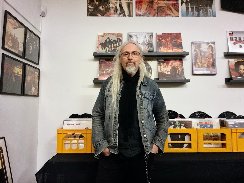 sounds-on-vinyl-record-store-5.jpeg