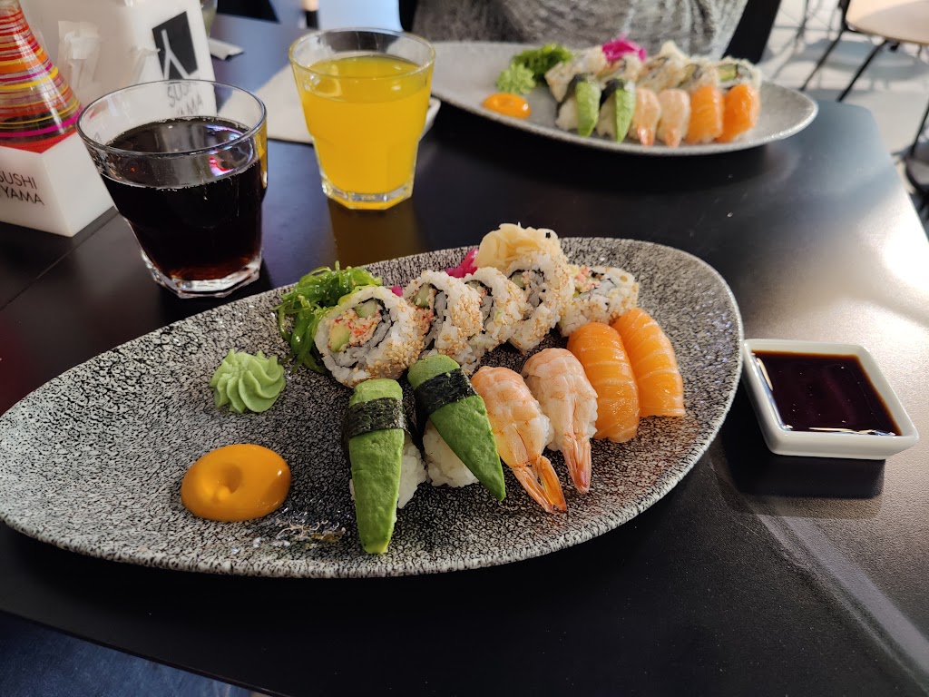 sushi-yama-3.jpeg