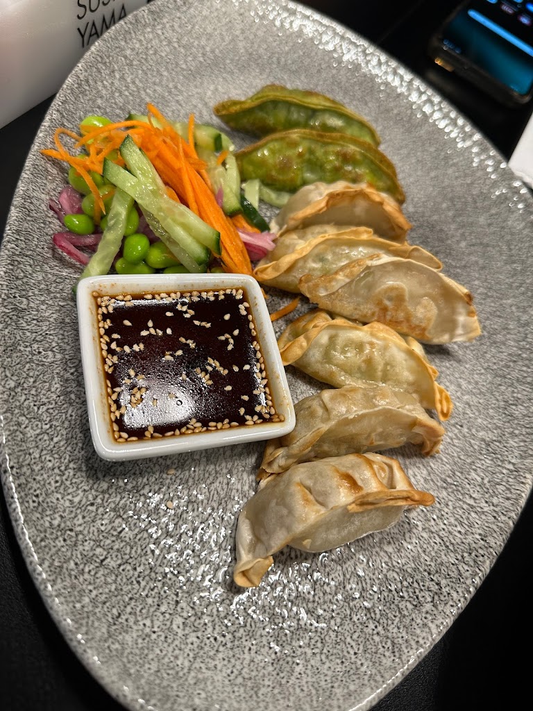 sushi-yama-6.jpeg