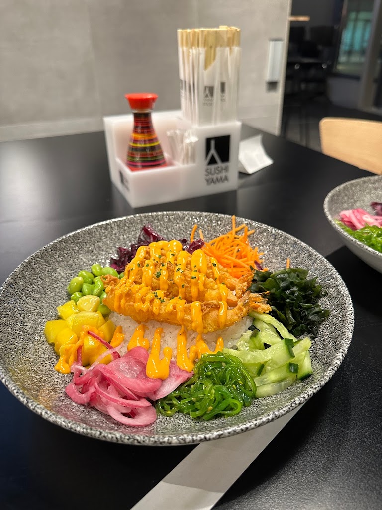 sushi-yama-9.jpeg