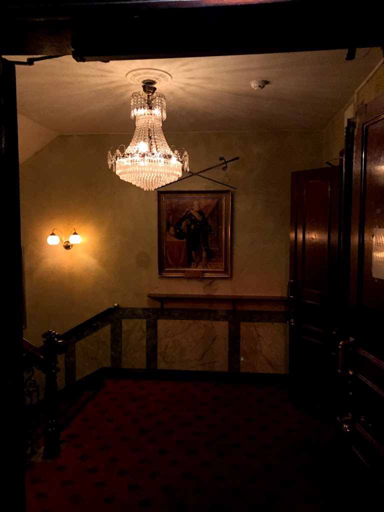 swing-inn-nightclub-2.jpeg