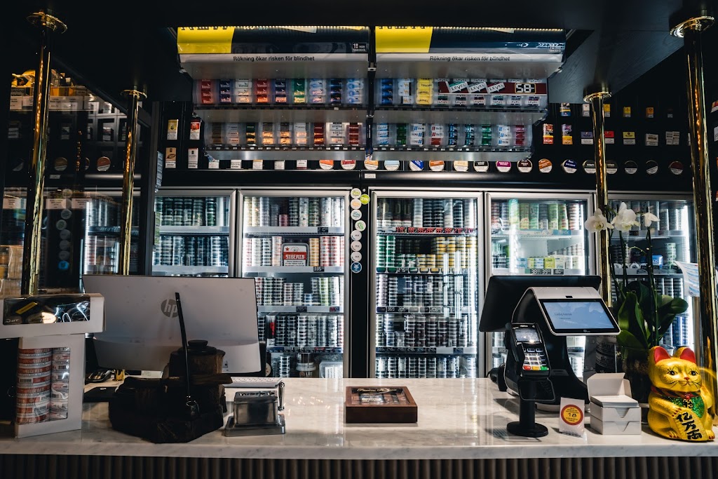 tobacconist-12.jpeg