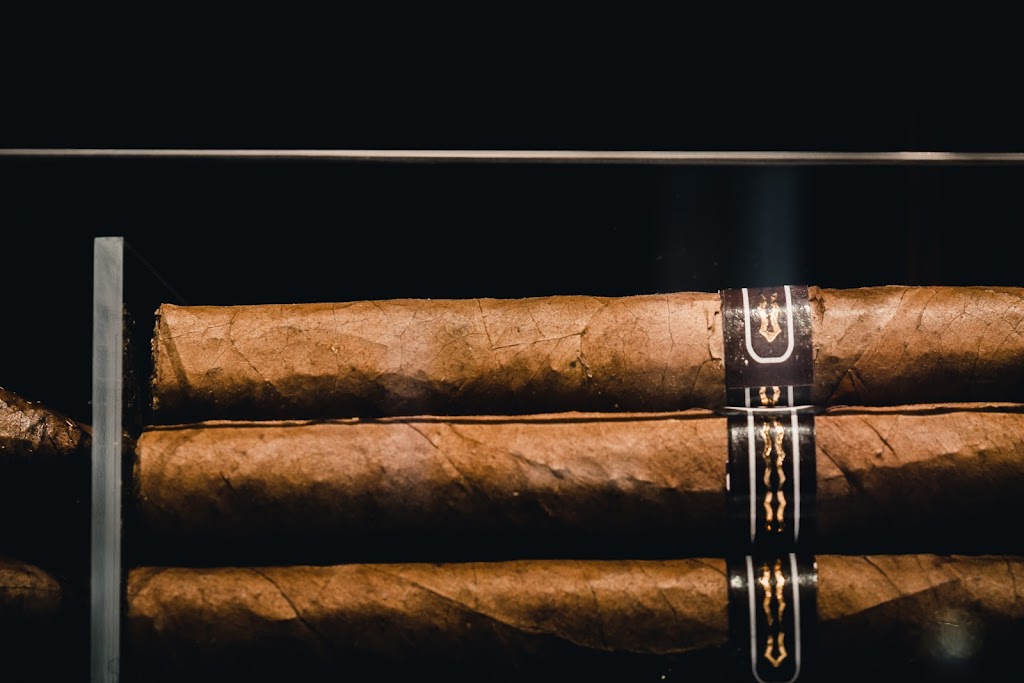 tobacconist-7.jpeg