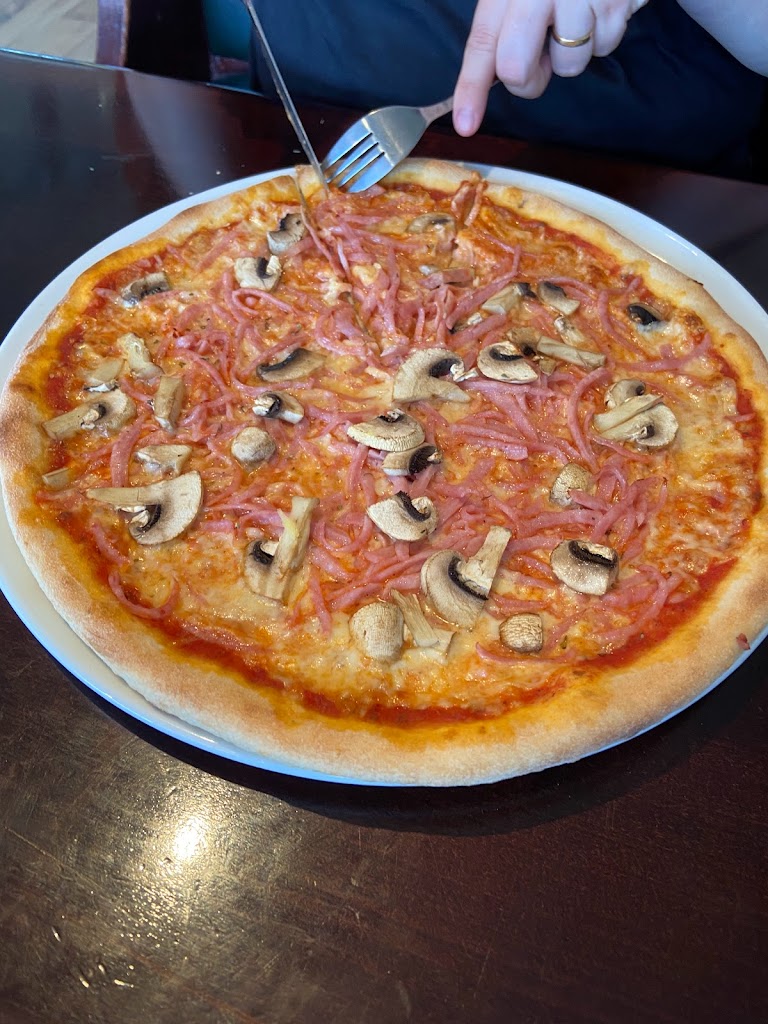 tyringe-pizzeria-11.jpeg