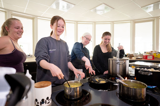 Esrum Kost- &amp; Friskole