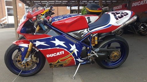 F.i. Motorcykler aps