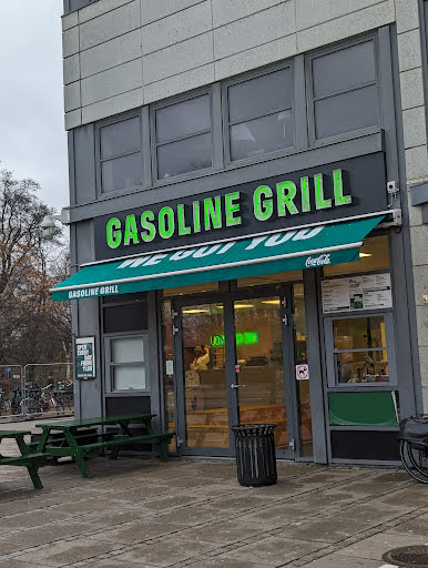 Gasoline Grill Parken