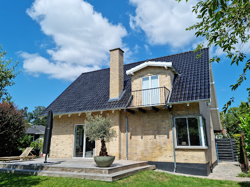 Poul Hvitved Ltd.