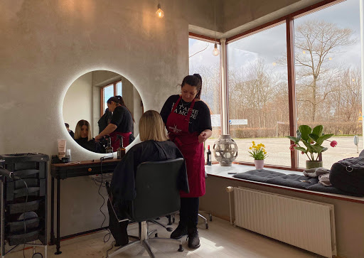 Salon Magic