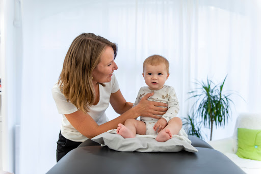 Valentin Osteopati, Osteopat Annette M.Ost.M.R.O.DK
