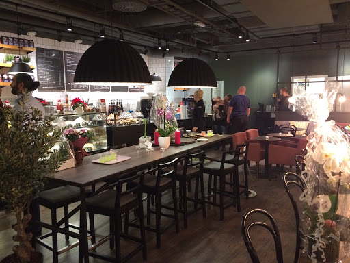Waynes Coffee