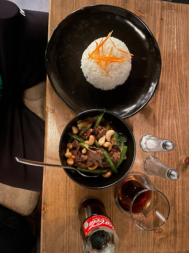 Wok &amp; Thai