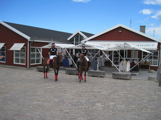 Hornbæk Skibshandel