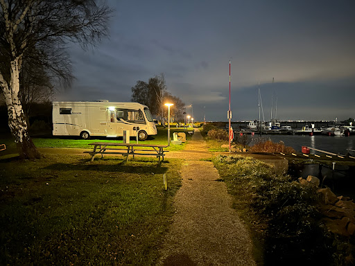 Husbilsställplatsen i Lundåkrahamnen