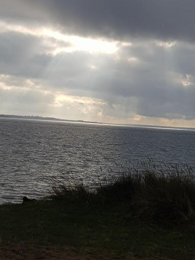 Knähakens nakenbad