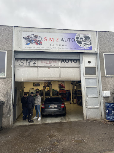S. M. 2 Auto
