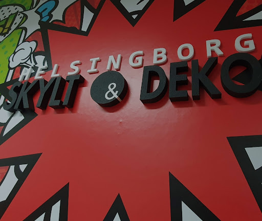 Skylt &amp; Dekor