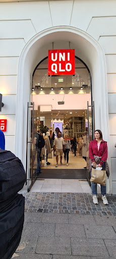 Uniqlo