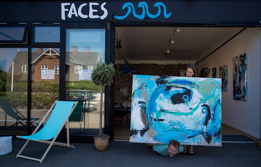 Faces