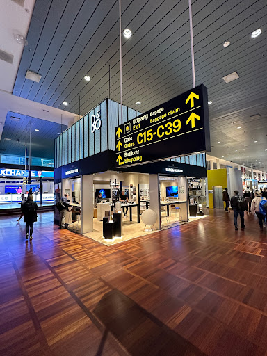 Bang &amp; Olufsen CPH Airport