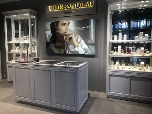 Julie Sandlau Store - Hillerød
