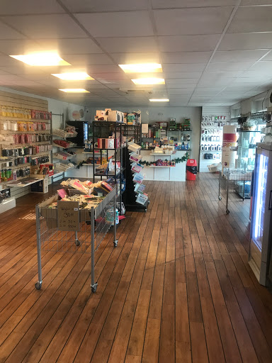 Jyderup kiosk &amp; spillehal