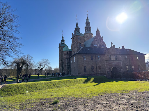 Selskabet Til Udgivelse af Danske Mindesmærker