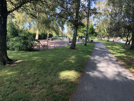 Dog park Mellanhedsparken