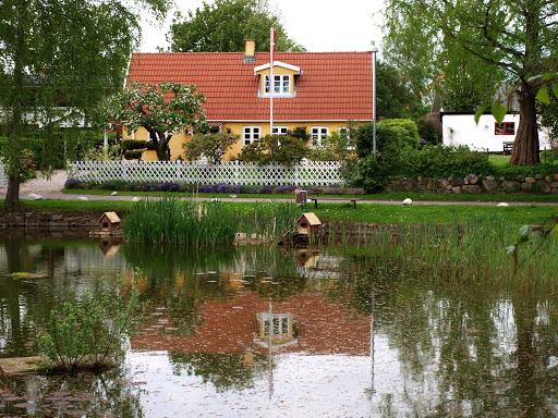 Hove gadekær
