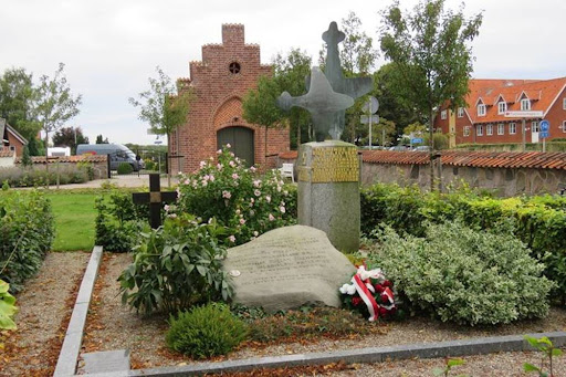 Polish Air Force/RAF Memorial Slaglille Kirkegård