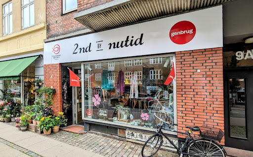 2nd by Nutid