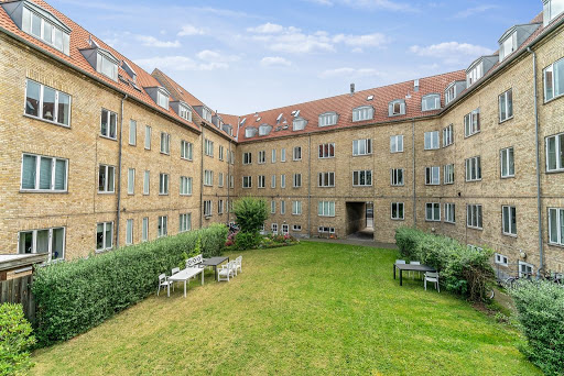Andelsforening Tinghøjvej 2-10 m.fl.