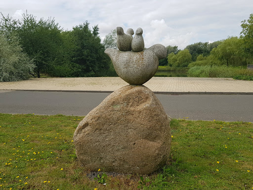 Christians Torv Park, Fugle Statue