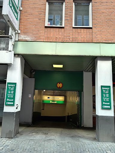 P-HUSET VÄSTER