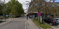 Rønnebærvej 8 Parking