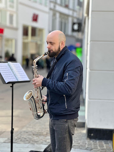 Daniel-sax
